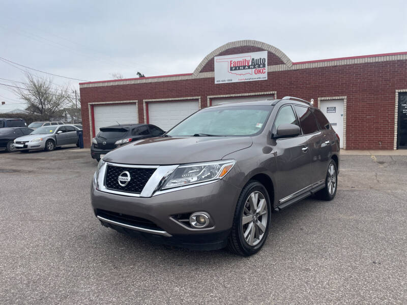 2014 Nissan Pathfinder for sale at Family Auto Finance OKC LLC in Oklahoma City OK