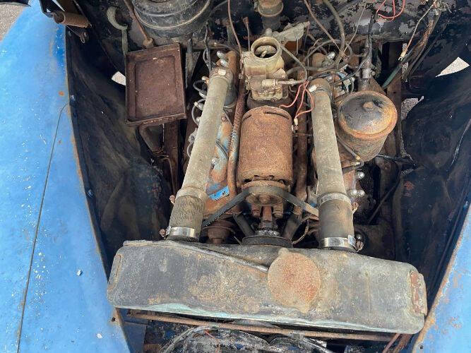 1948 Ford Super Deluxe