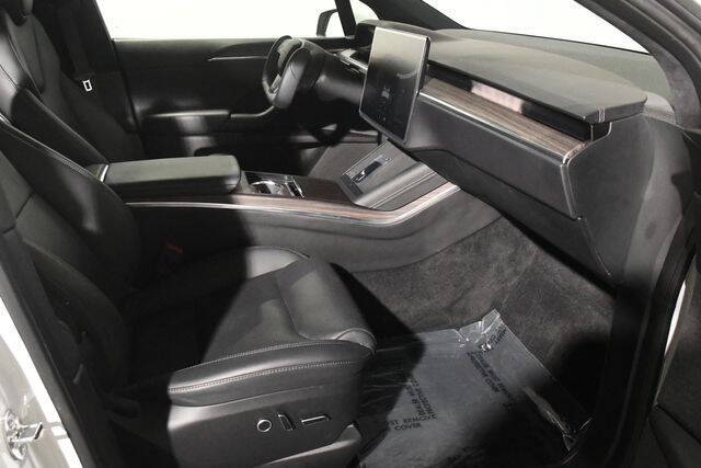 2023 Tesla Model X Standard Range