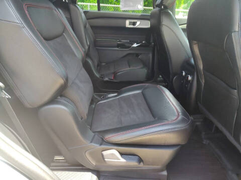 2024 Ford Explorer ST-Line