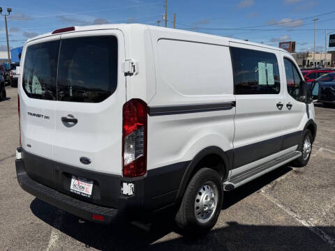 2023 Ford Transit