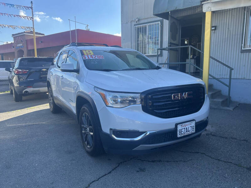 2019 GMC Acadia SLT-1's photo