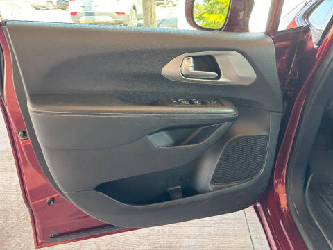 2018 Chrysler Pacifica Touring L Plus