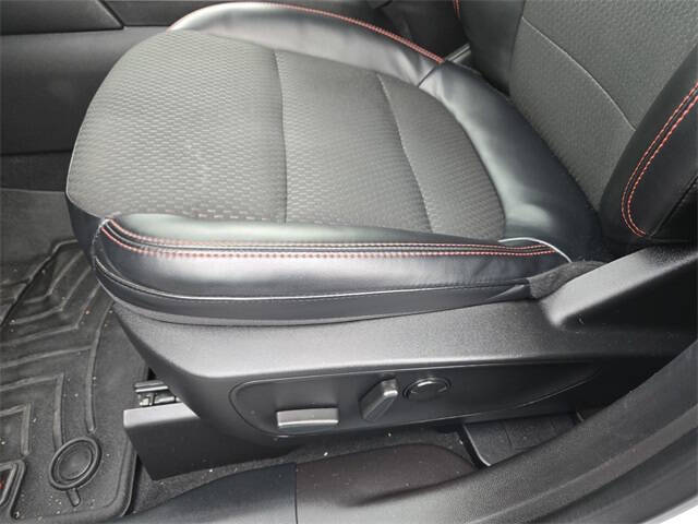 2023 Ford Escape Hybrid ST-Line Elite