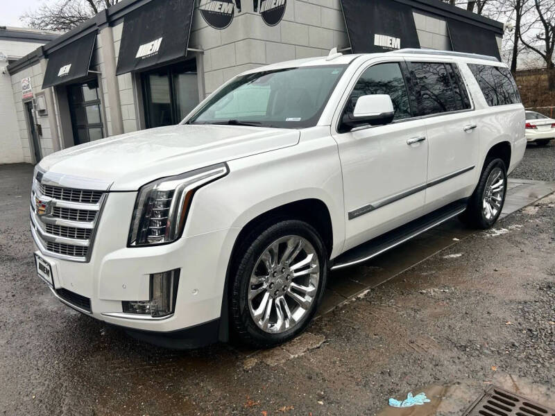 2020 Cadillac Escalade ESV Luxury