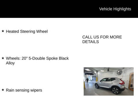 2023 Volvo XC40 B5 Plus Bright Theme