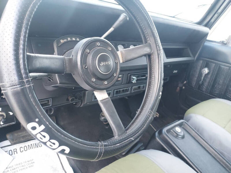 1987 Jeep Wrangler Laredo