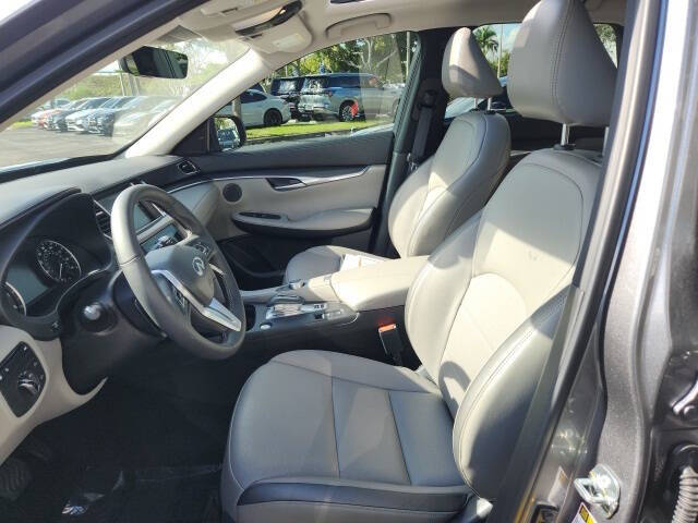 2025 Infiniti QX50 Luxe