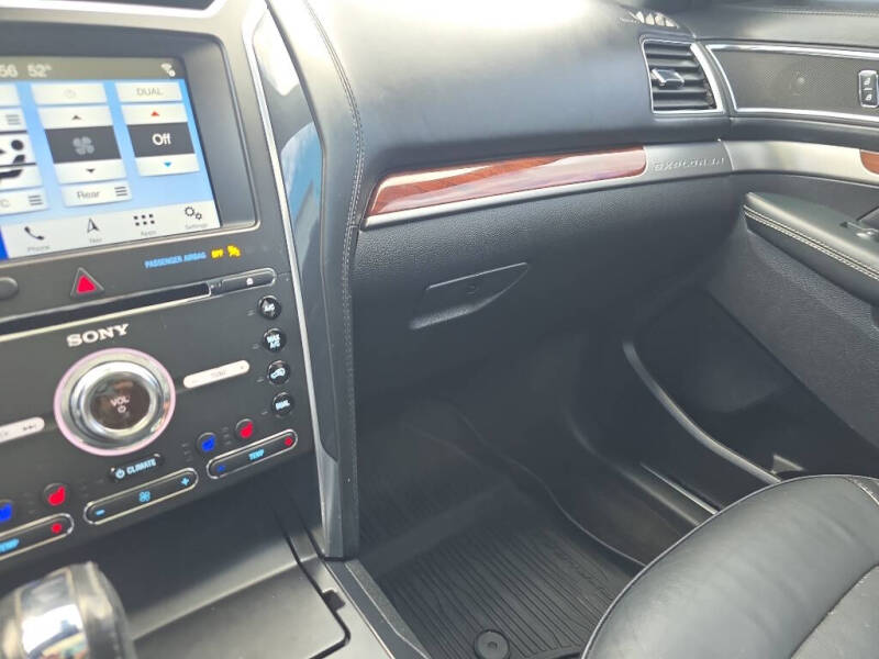 2018 Ford Explorer Platinum
