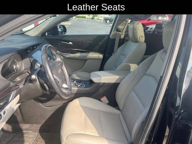 2022 Cadillac XT4 Luxury