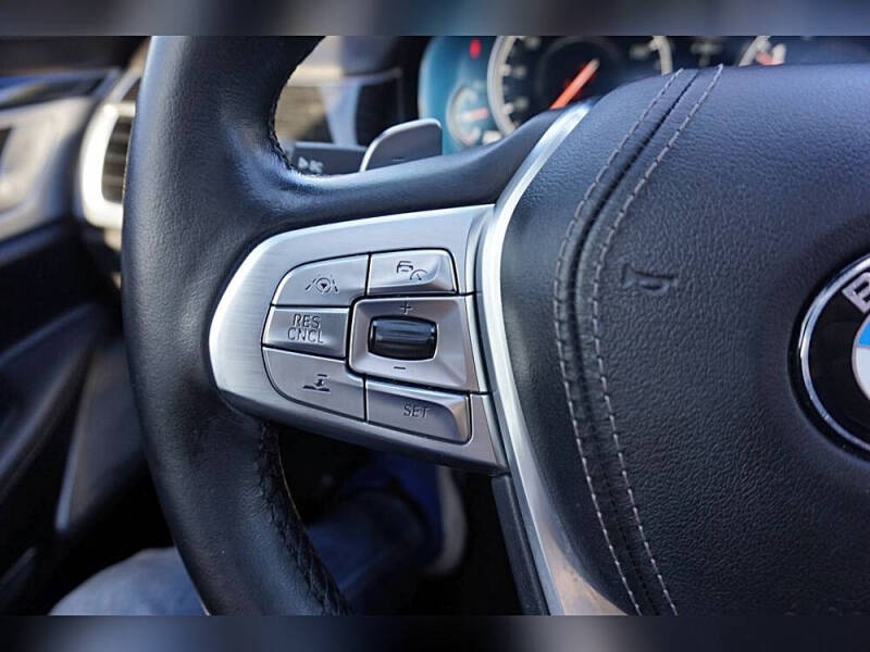 2017 BMW 7 Series 750i