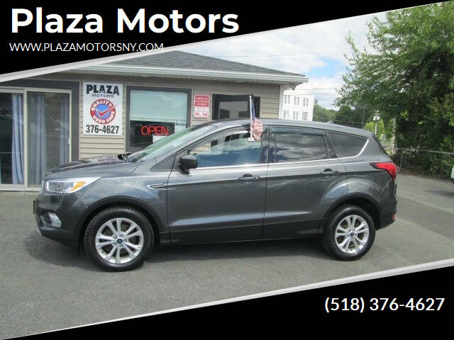 2019 Ford Escape SE's photo