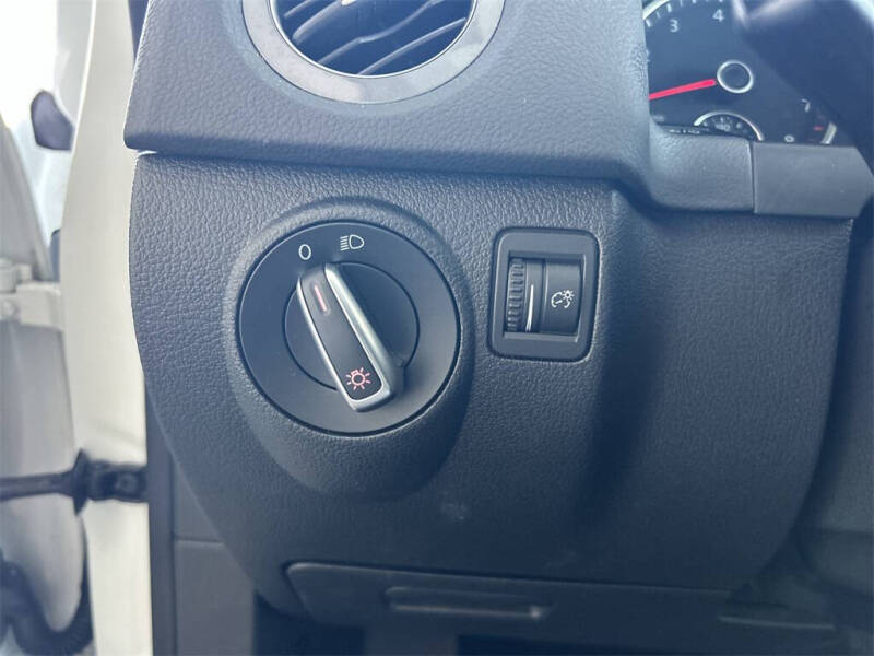 2018 Volkswagen Tiguan Limited 2.0T 4Motion