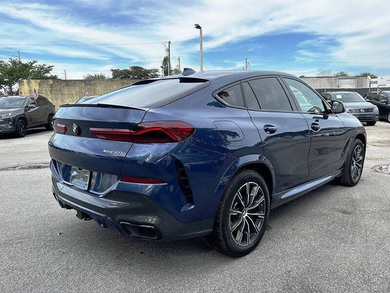 2022 BMW X6 xDrive40i
