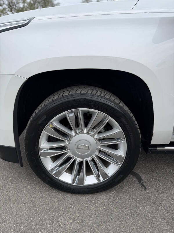 2019 Cadillac Escalade ESV Platinum