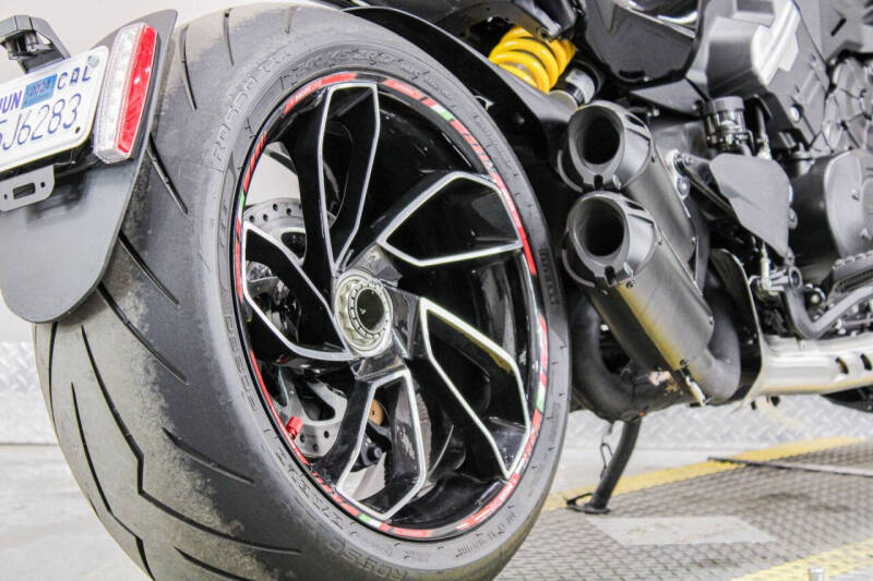 2023 Ducati Diavel V4