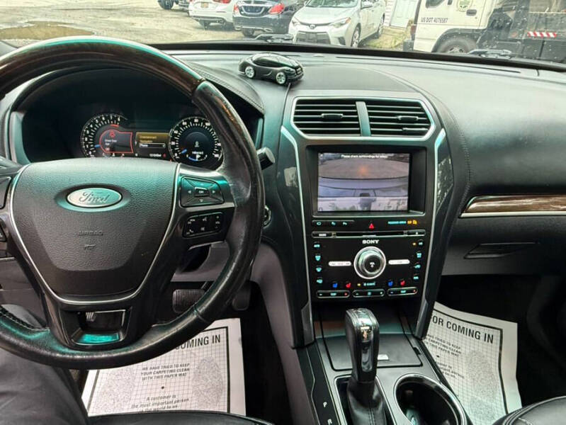 2016 Ford Explorer Platinum