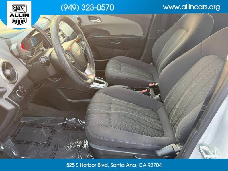 2013 Chevrolet Sonic LT Auto