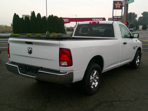 2022 RAM 1500 Classic SLT