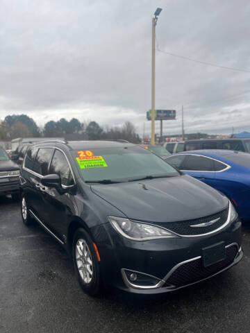 2020 Chrysler Pacifica Touring L