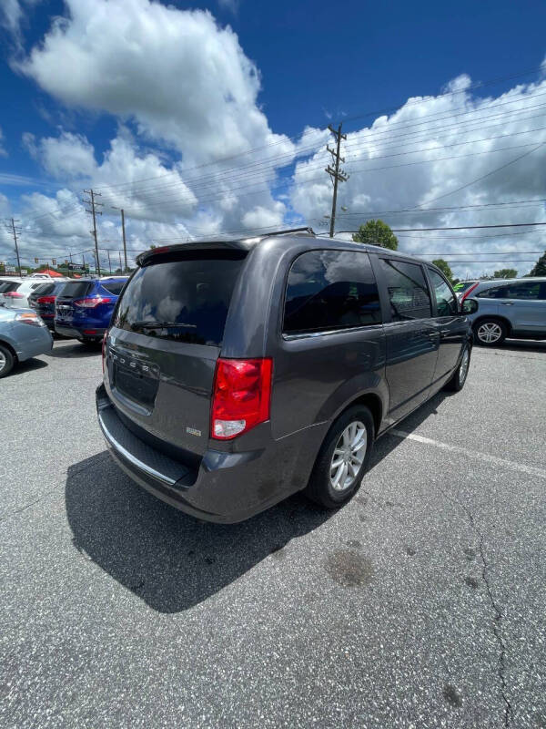 2020 Dodge Grand Caravan SXT