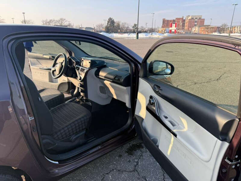 2014 Scion iQ