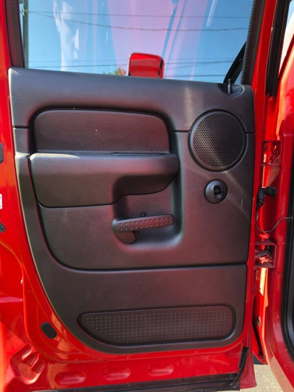 2005 Dodge Ram 2500 SLT