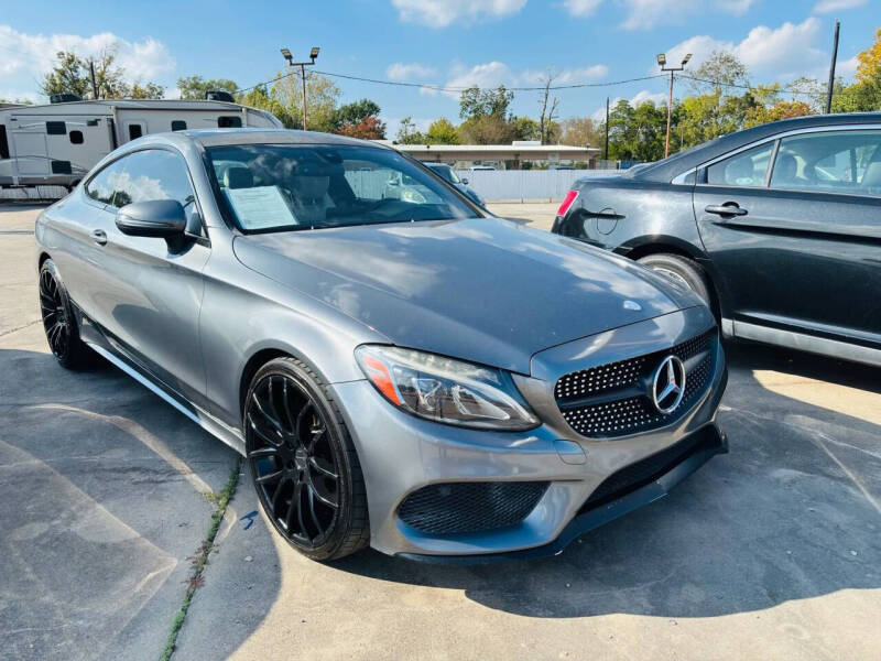 2017 Mercedes-Benz C-Class C300's photo