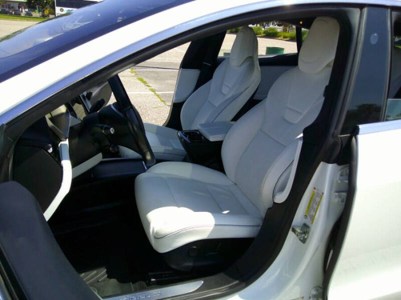 2017 Tesla Model S
