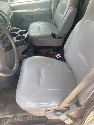 2006 Ford E-Series E-250