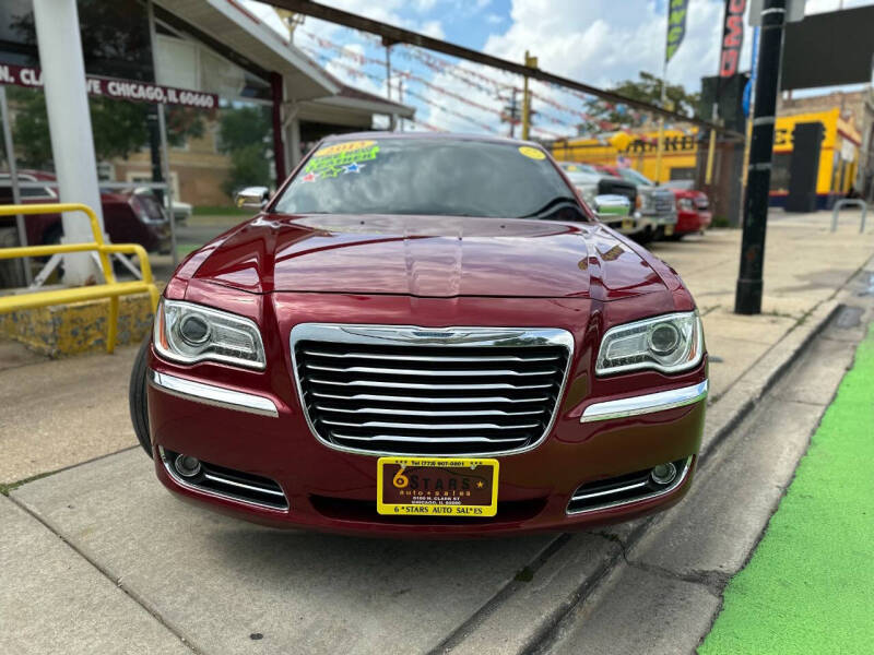 2013 Chrysler 300 C photo 3