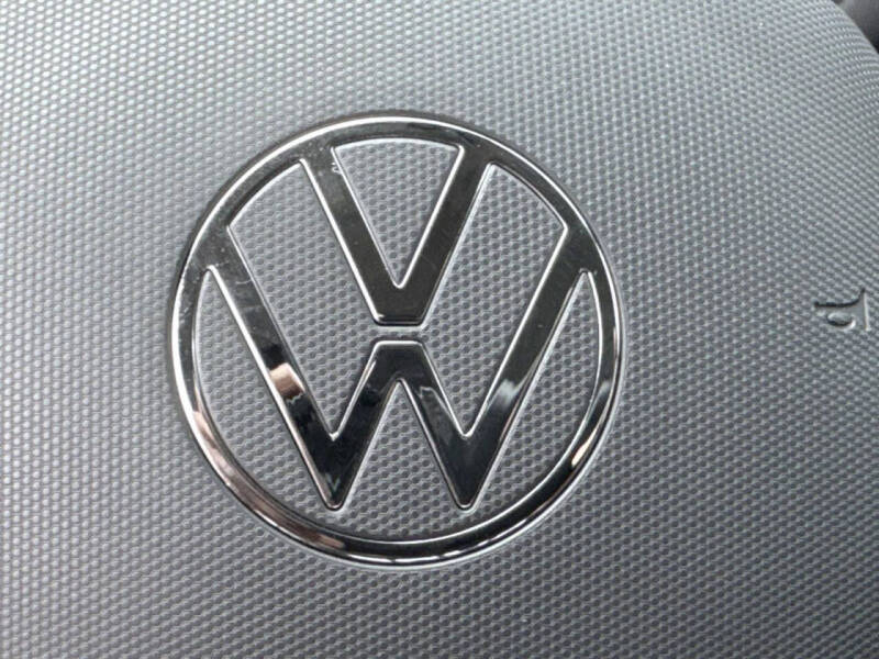 2022 Volkswagen Taos SE 4Motion