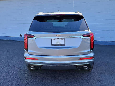2025 Cadillac XT6 Premium Luxury
