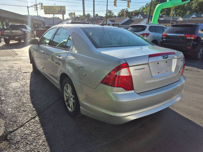 2012 Ford Fusion S