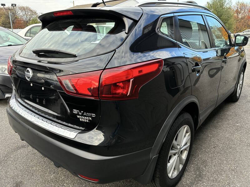 2017 Nissan Rogue Sport SV