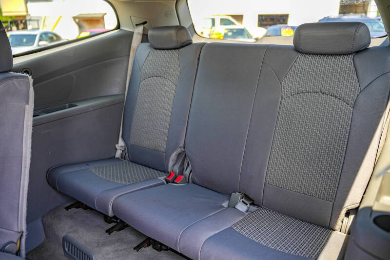 2011 Chevrolet Traverse LS