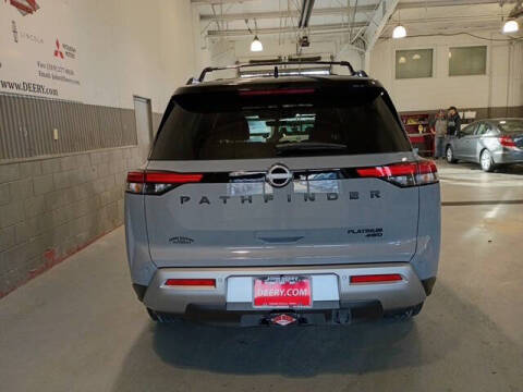 2025 Nissan Pathfinder Platinum