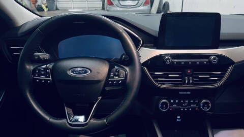 2022 Ford Escape SEL