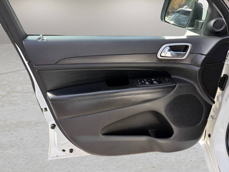 2017 Jeep Grand Cherokee Altitude