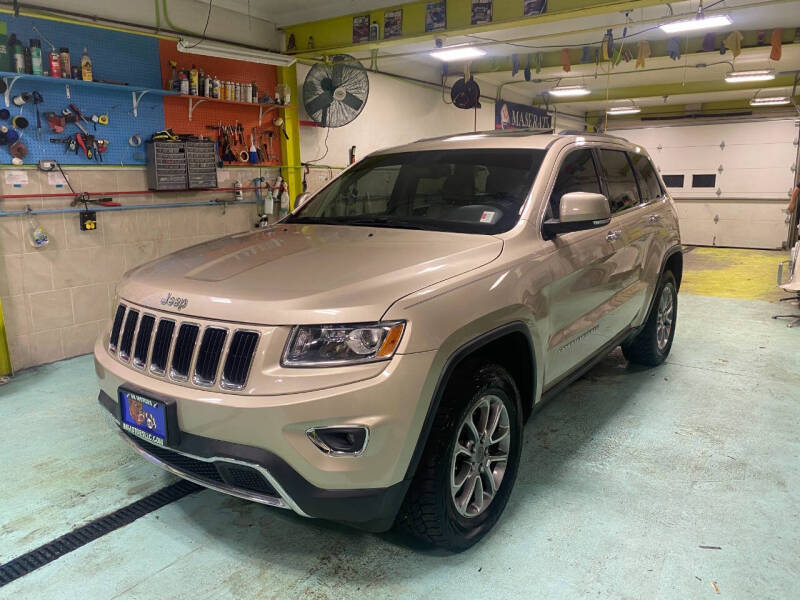 2014 Jeep Grand Cherokee Limited photo 2