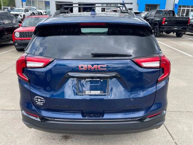 2022 GMC Terrain SLE
