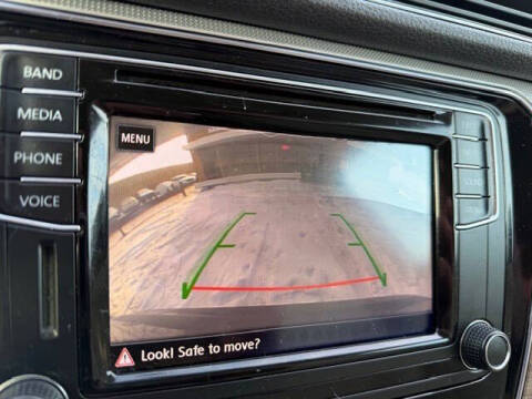 2017 Volkswagen Passat 1.8T SE