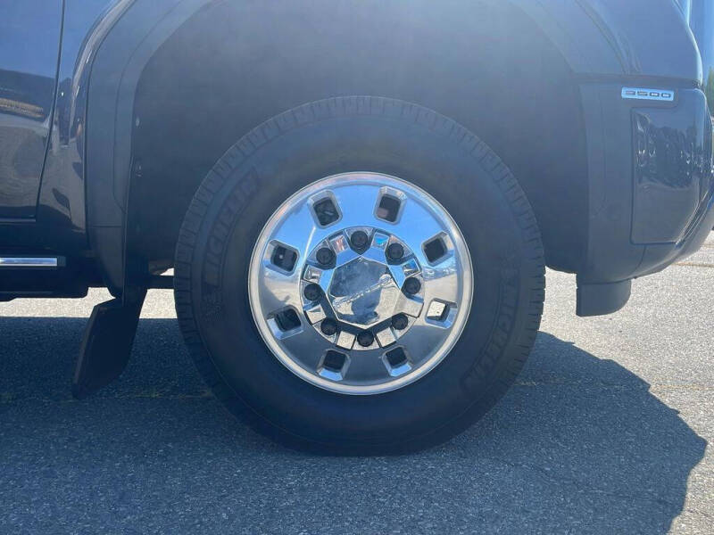 2024 GMC Sierra 3500HD