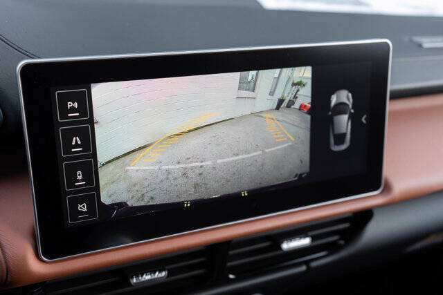 2025 Lotus Emira V6 Base