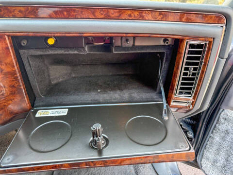 1992 Cadillac Brougham