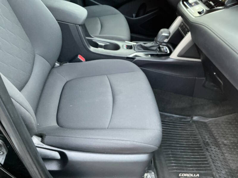 2022 Toyota Corolla Cross LE