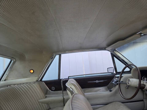 1964 Ford Thunderbird