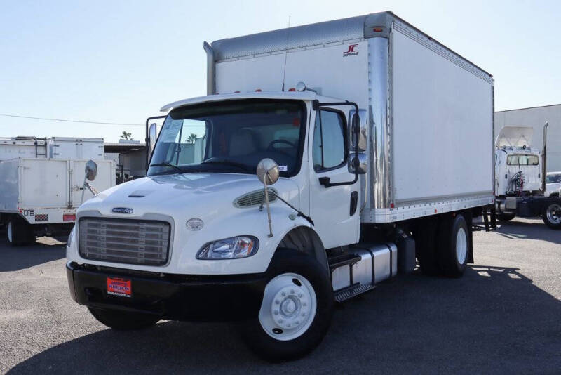 2014 Freightliner M2 106