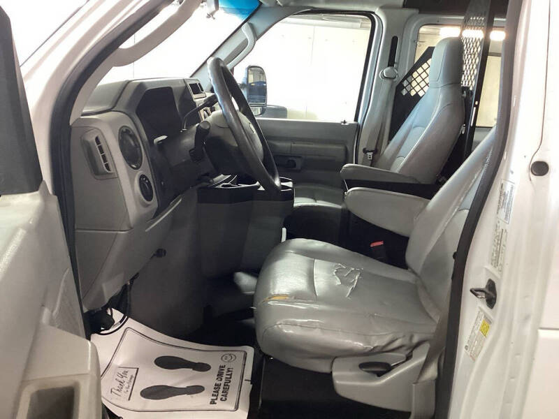 2011 Ford E-Series