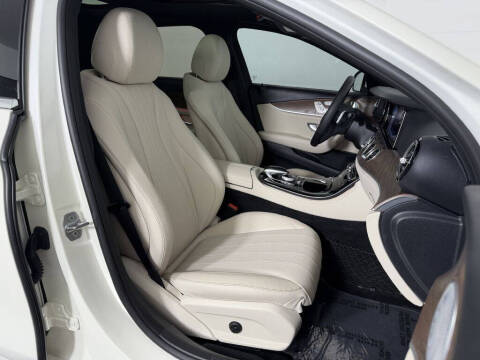 2017 Mercedes-Benz E-Class E 300 4MATIC